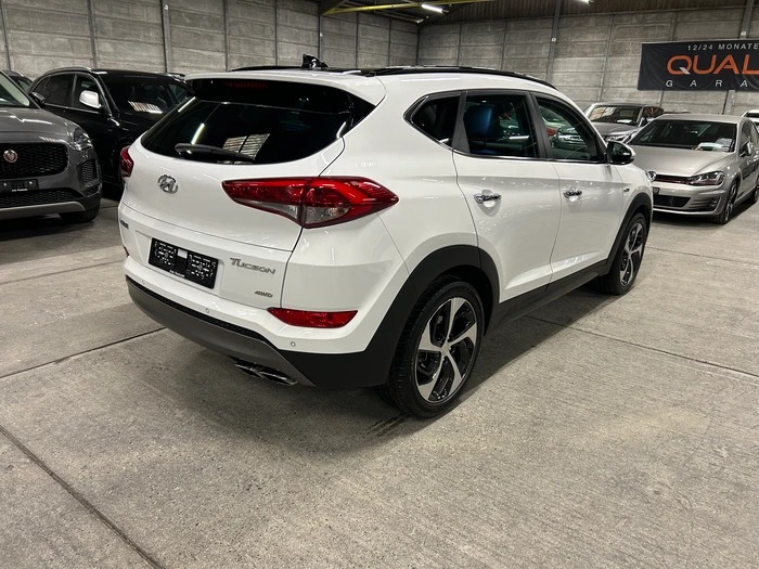 HYUNDAI Tucson